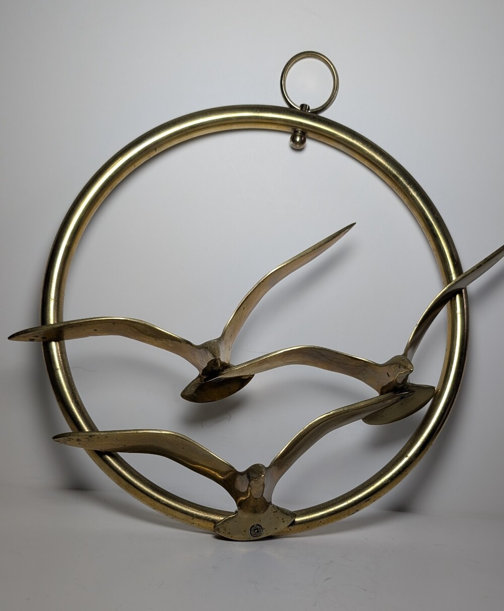 Vintage Mid-Century Brass 3 Seagulls in Flight On Ring Decor MCM